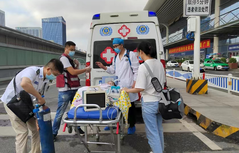 三门县救护车出租公司